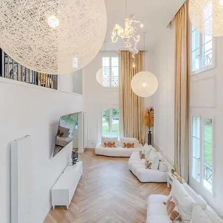 La Des Etoiles , 8pers 5min Disneyland Paris Magny-le-Hongre